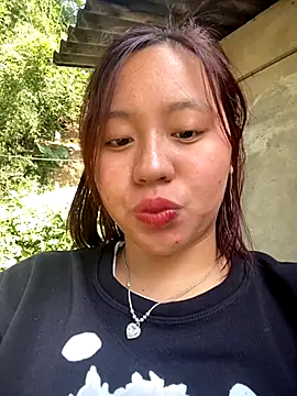 Snapshot of maianhcute chatting on 10/30/25, 03:19 maianhcute online show from 10/30/25, 03:19