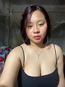 Snapshot of maianhcute chatting on 10/31/25, 07:53 maianhcute online show from 10/31/25, 07:53