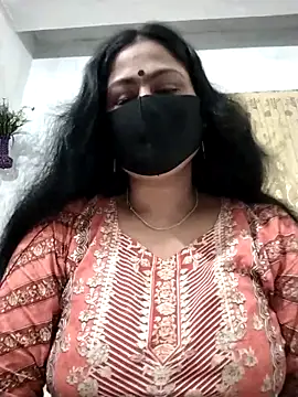 Snapshot of Neha-37 chatting on 09/12/25, 04:18 Neha-37 online show from 09/12/25, 04:18
