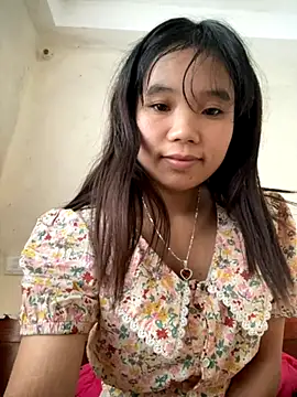 Ngoc-bbi online show from 11/14/25, 04:44