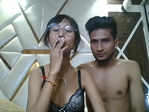 lily 9900 online show from 09/17/25, 04:30