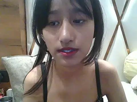 lily 9900 online show from 11/14/25, 03:44