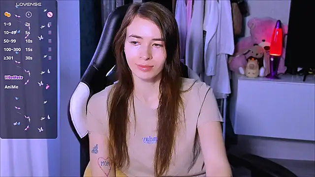 ZoyaMill online show from 10/17/25, 05:54