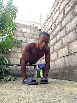 Makemecum634941 online show from 10/25/25, 07:38