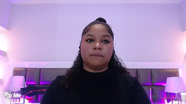 LennaEvans online show from 10/25/25, 01:18