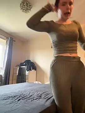 Sophsaysxox online show from 11/15/25, 02:02