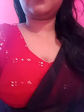 Snapshot of Aaradhya_Sharma chatting on 10/13/25, 08:14 Aaradhya Sharma online show from 10/13/25, 08:14