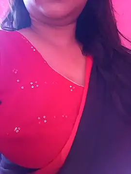 Snapshot of Aaradhya_Sharma chatting on 10/14/25, 08:26 Aaradhya Sharma online show from 10/14/25, 08:26