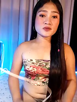 Naughtyalina2 online show from 09/10/25, 11:38