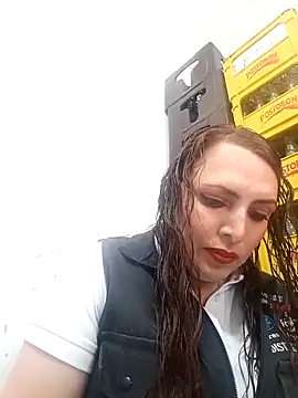 VERONICA  03 online show from 10/22/25, 02:28