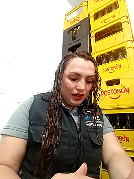 VERONICA  03 online show from 11/17/25, 03:18