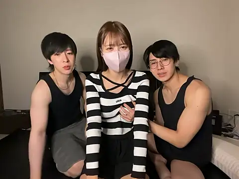 Snapshot of adult_king_69 chatting on 10/14/25, 01:01 adult king 69 online show from 10/14/25, 01:01