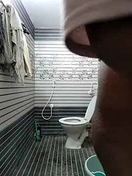 boybabyshaan45 online show from 10/03/25, 02:30