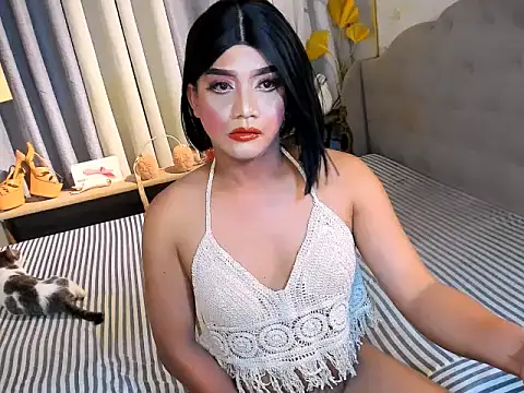 9IncHugeCockSelfSucker online show from 10/17/25, 11:02