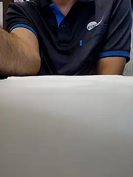 Snapshot of anggllaaa chatting on 10/14/25, 01:17 anggllaaa online show from 10/14/25, 01:17