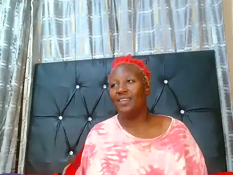 MelaninBunii online show from 09/25/25, 08:23