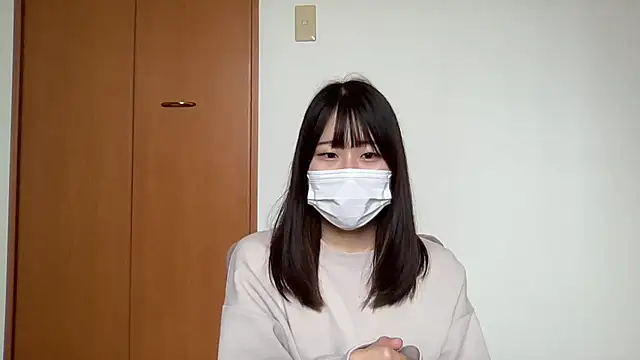 Snapshot of nuu_u chatting on 10/21/25, 02:56 nuu u online show from 10/21/25, 02:56