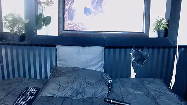 DarkQueen25x online show from 10/12/25, 07:24