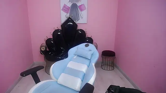 Isabella Mendez  online show from 10/26/25, 01:39