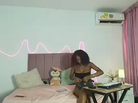 Valerin salazar online show from 11/10/25, 07:35