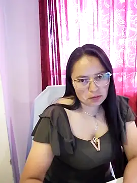 Daliz Leon online show from 11/14/25, 09:35