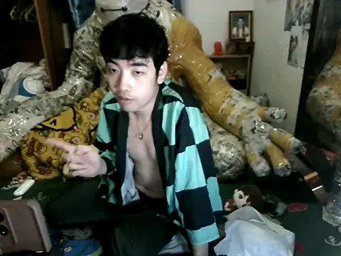 Snapshot of moaman190 chatting on 10/08/25, 06:49 moaman190 online show from 10/08/25, 06:49