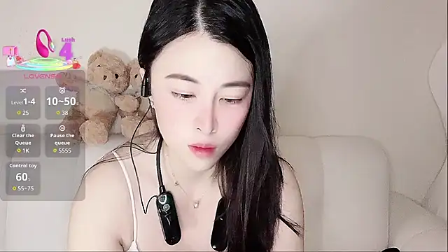 LuLu-Moon online show from 09/24/25, 09:18