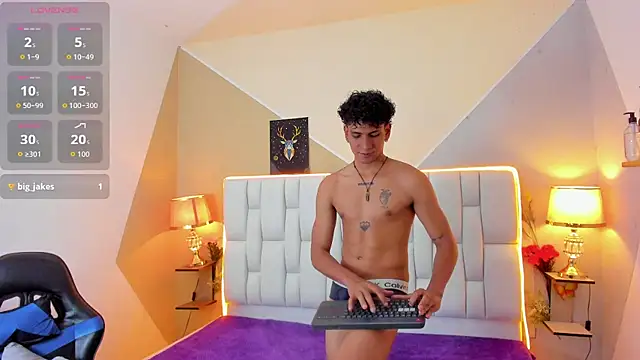 Adan Oriol online show from 10/04/25, 04:10