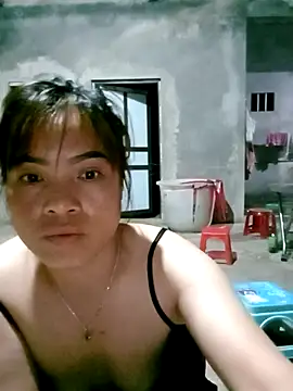 Snapshot of Maymay0033 chatting on 10/04/25, 10:30 Maymay0033 online show from 10/04/25, 10:30
