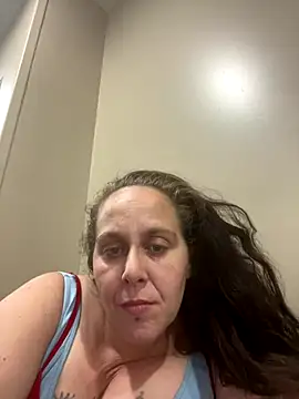 Snapshot of exotictastingexotic chatting on 09/17/25, 11:17 exotictastingexotic online show from 09/17/25, 11:17