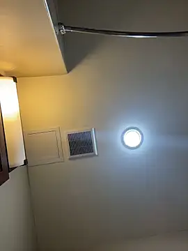 Snapshot of exotictastingexotic chatting on 10/29/25, 05:31 exotictastingexotic online show from 10/29/25, 05:31