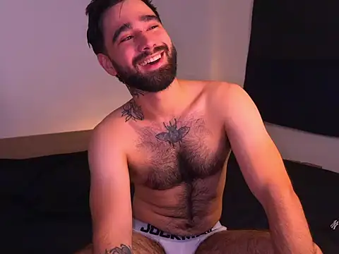 Snapshot of zack_sullivan22 chatting on 10/10/25, 11:26 zack sullivan22 online show from 10/10/25, 11:26