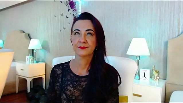 ScarleetJonson online show from 10/07/25, 07:11