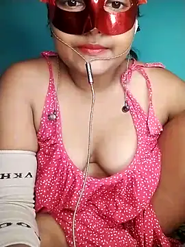 Snapshot of mimi87hoty chatting on 11/04/25, 07:35 mimi87hoty online show from 11/04/25, 07:35