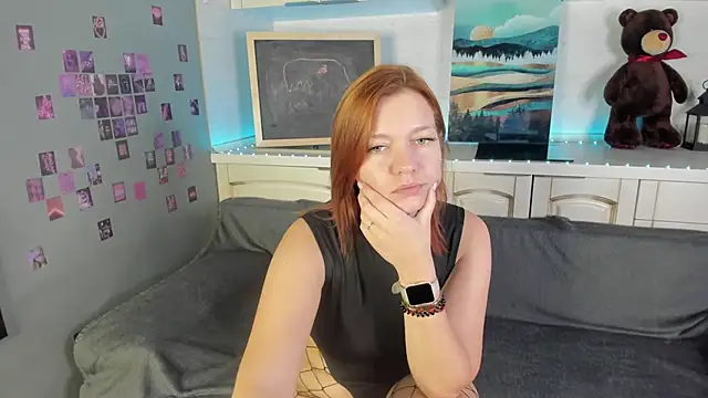 Snapshot of BattyBaker chatting on 09/11/25, 01:28 BattyBaker online show from 09/11/25, 01:28