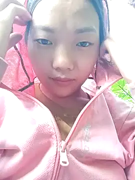 Ananine online show from 10/19/25, 08:37