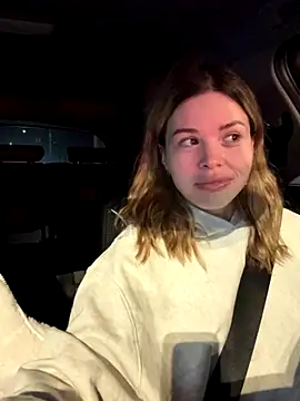 Snapshot of SMELLSEX chatting on 10/13/25, 04:51 SMELLSEX online show from 10/13/25, 04:51