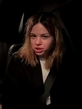 Snapshot of SMELLSEX chatting on 10/18/25, 03:46 SMELLSEX online show from 10/18/25, 03:46