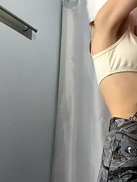 Snapshot of SMELLSEX chatting on 10/19/25, 01:45 SMELLSEX online show from 10/19/25, 01:45