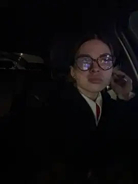 Snapshot of SMELLSEX chatting on 10/21/25, 06:19 SMELLSEX online show from 10/21/25, 06:19