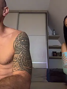 Enriko Aisah2025 online show from 10/01/25, 09:10