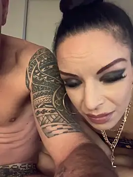 Enriko Aisah2025 online show from 11/02/25, 02:41