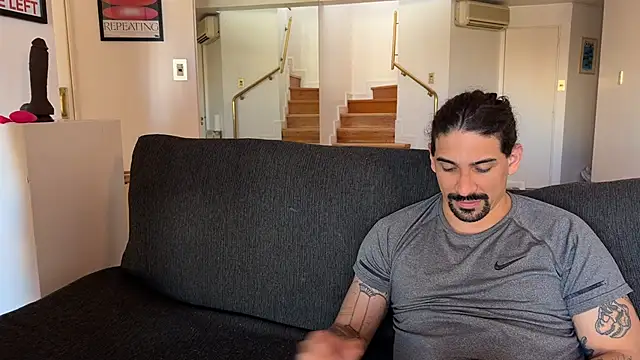 lenruy online show from 10/26/25, 07:53