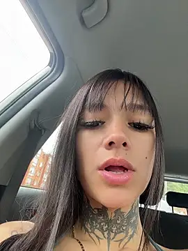 Miss-Jimena online show from 10/27/25, 07:40