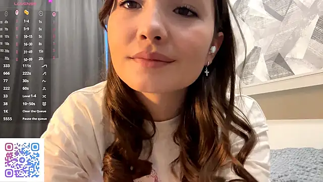 KiraVelvet online show from 10/21/25, 02:07