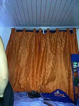 Snapshot of Nezuko-uWux chatting on 10/18/25, 06:05 Nezuko-uWux online show from 10/18/25, 06:05