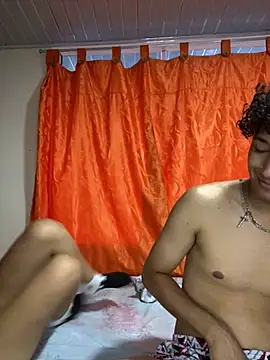 Snapshot of Nezuko-uWux chatting on 11/15/25, 08:38 Nezuko-uWux online show from 11/15/25, 08:38