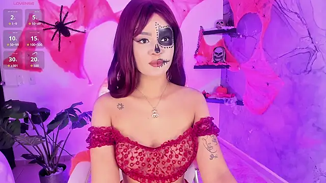 Snapshot of Lilokat_ chatting on 10/31/25, 03:29 Lilokat online show from 10/31/25, 03:29