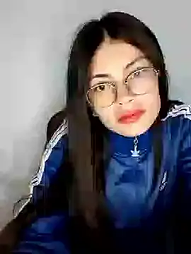 Snapshot of Kylie_Rivers chatting on 09/30/25, 10:42 Kylie Rivers online show from 09/30/25, 10:42