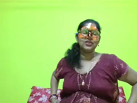 Snapshot of kavya1 chatting on 09/08/25, 02:27 kavya1 online show from 09/08/25, 02:27